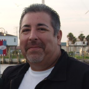 Michael Torrez Photo 28