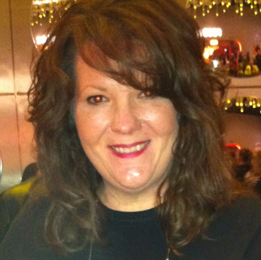 Julie Dunlap Photo 35