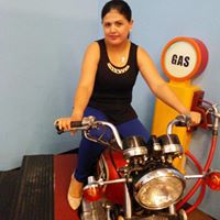 Ana Menendez Photo 30