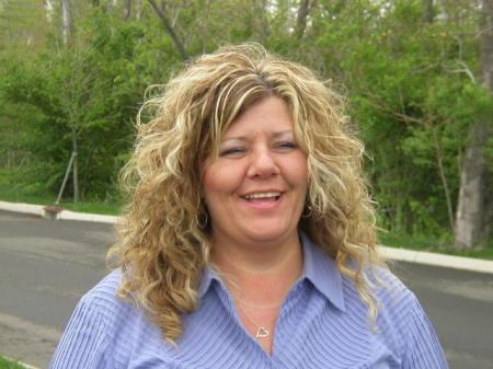 Vickie Wells Photo 14