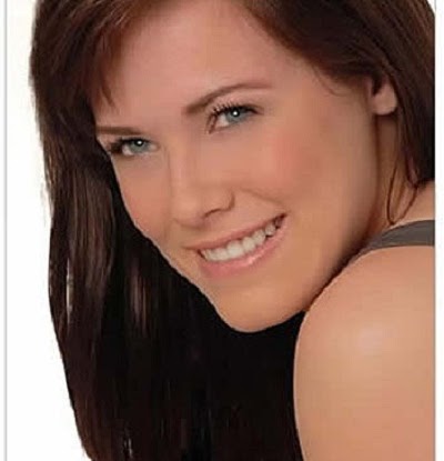Jana Robbins Photo 30