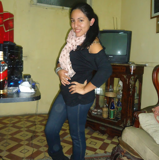 Helen Ortiz Photo 29