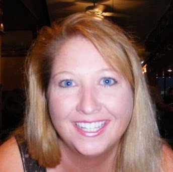 Nancy James Photo 15