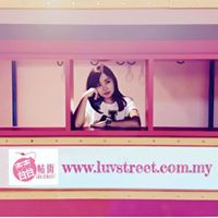 Jennifer Tan Photo 28