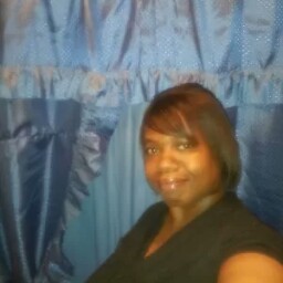 Shannon Clay Photo 16