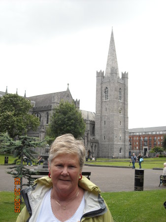 Suzanne Ryan Photo 24