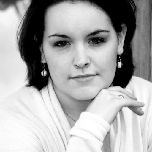 Nancy Howell Photo 24