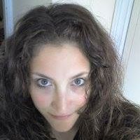 Madeleine Harris Photo 24