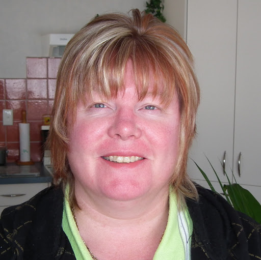 Karen Farrell Photo 38