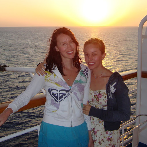 Stephanie Bowling Photo 29