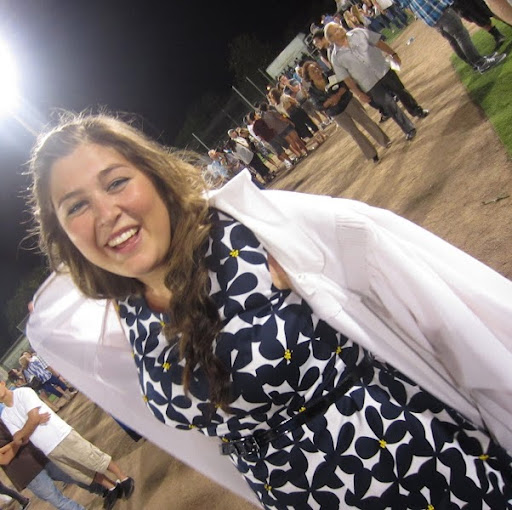 Rebecca Weaver Photo 33