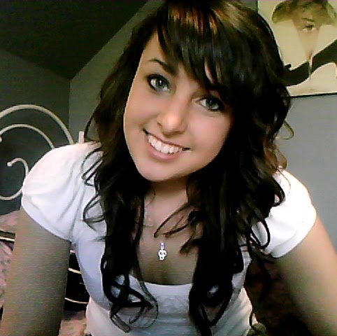 Cassie Jones Photo 12