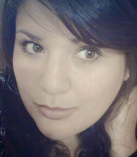 Sandra Manzano Photo 9