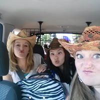 Kimberly Clements Photo 18
