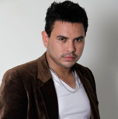 Albert Manzano Photo 15