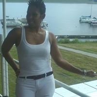 Renee Maxey Photo 7