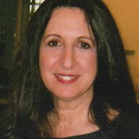 Linda Rodrigues Photo 8