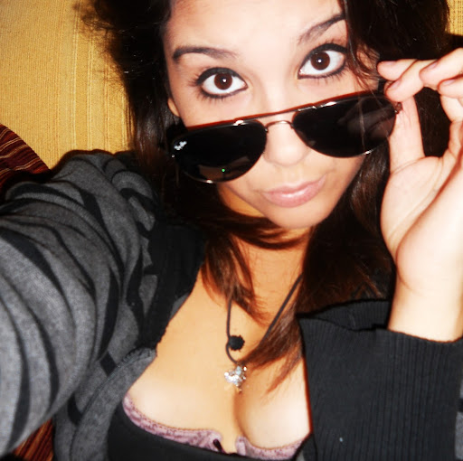 Ruth Velazquez Photo 19