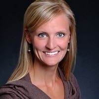 Rebecca Peterson Photo 56