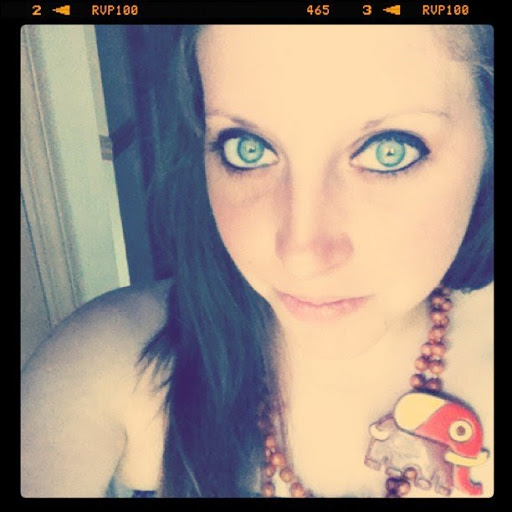 Lauren Roy Photo 17