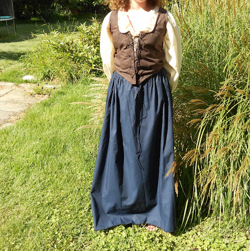 Lucy Nash Photo 7