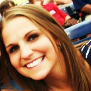 Anna Collins Photo 13