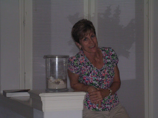 Nancy Taylor Photo 48
