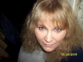 Stephanie Elliott Photo 19