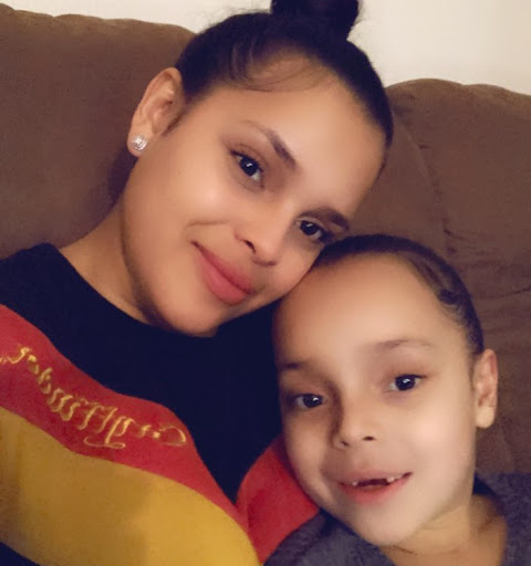 Mari Rivera Photo 28