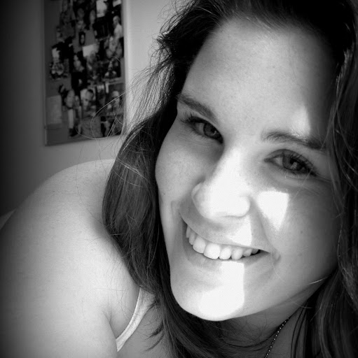 Stephanie Carter Photo 33