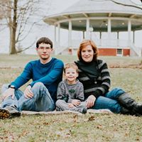 Leah Singleton Photo 30