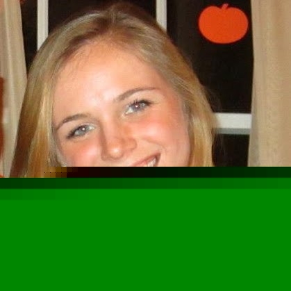Elizabeth Keating Photo 13
