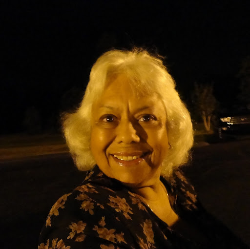 Paula Andrews Photo 22