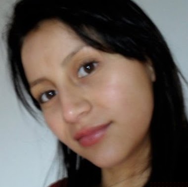 Alexandra Arias Photo 6