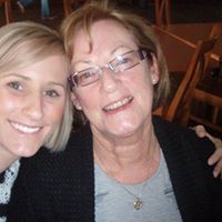 Janette Gray Photo 32