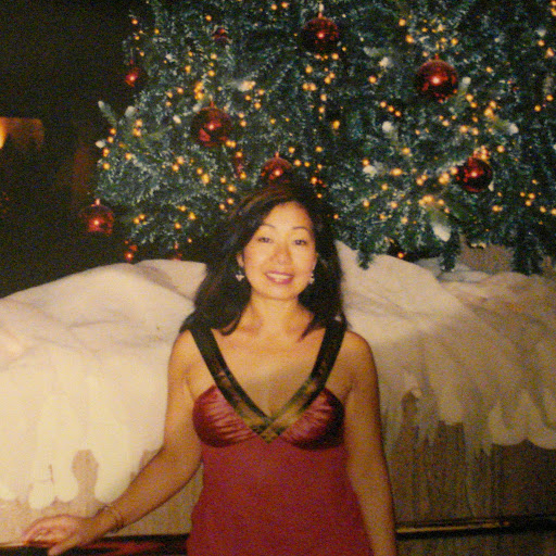 Tina Dinh Photo 8