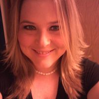 Stephanie Self Photo 38