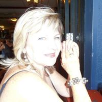 Lorraine Calvert Photo 14