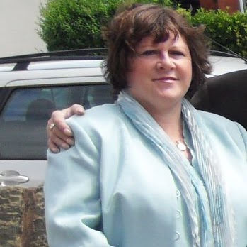 Debra Wilkinson Photo 18
