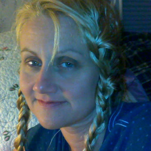 Julie Autry Photo 3