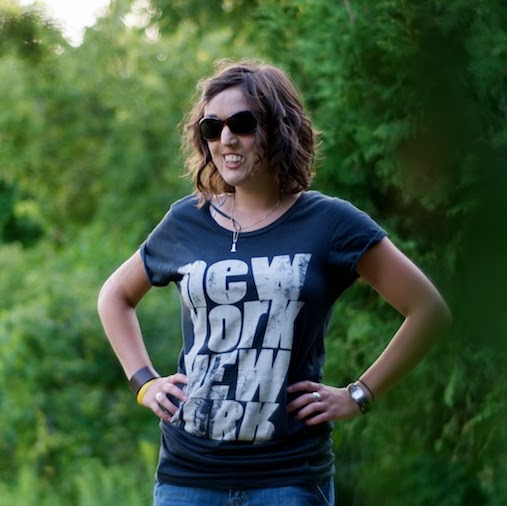 Julie Morris Photo 12