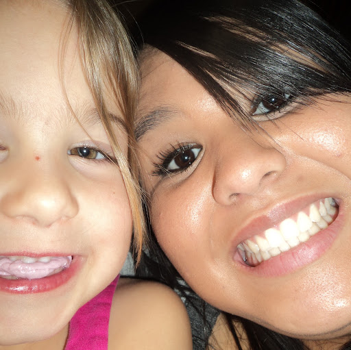 Janet Correa Photo 13