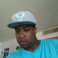 Aaron Singleton Photo 37