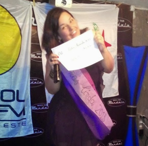 Daniela Carrasco Photo 15