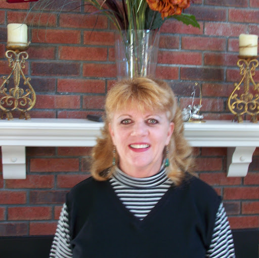 Sandra Hall Photo 10