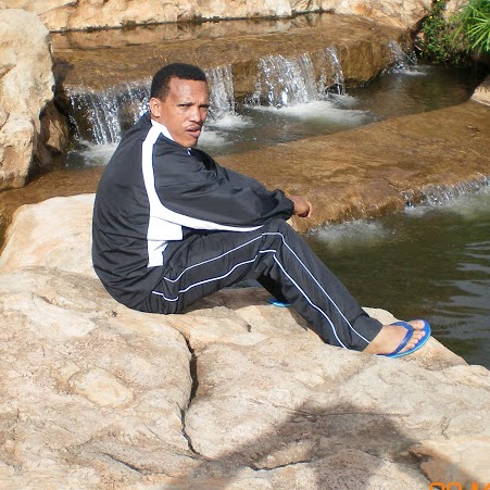 Daniel Abraham Photo 45