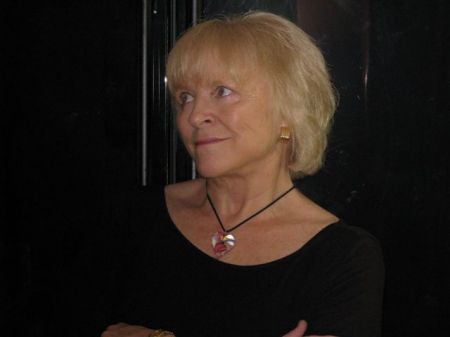 Cindy Walker Photo 39
