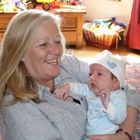 Elizabeth Calvert Photo 22