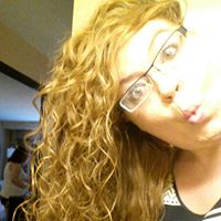 Nicole Heinz Photo 3