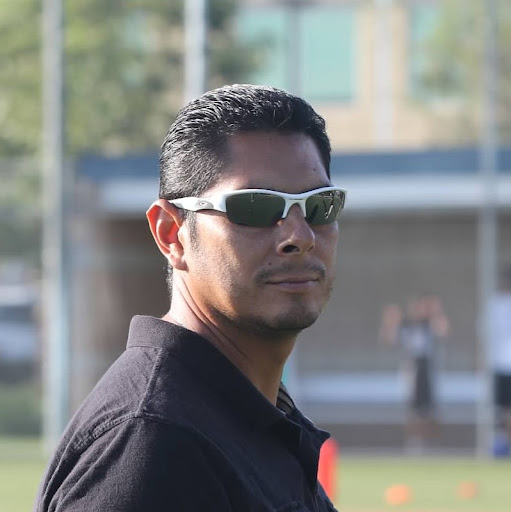 Tony Gonzalez Photo 16